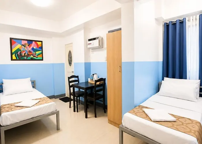 Metrohive - Cozy Near Naia Airport & Pitx *