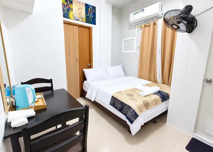 Metrohive - Cozy Near Naia Airport & Pitx ホステル